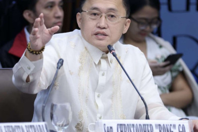 “Pinagkakitaan ang pagbaha? Hold them responsible for this mess!” — Sen. Go calls for accountability for anomalous projects that wasted billions while Filipinos suffer