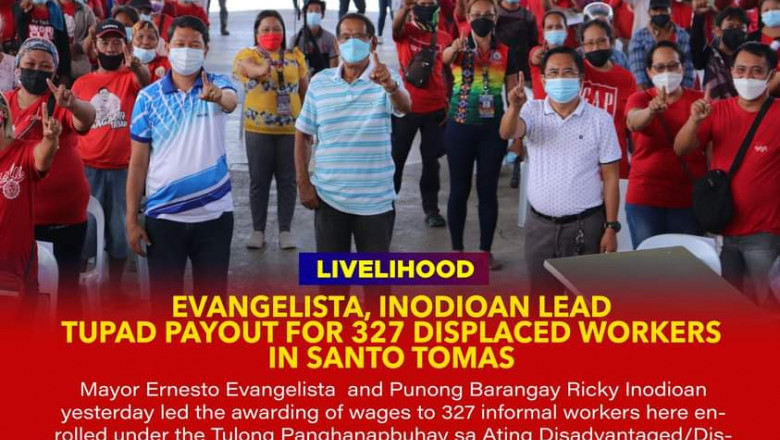 Santo Tomas LGU awards TUPAD wages of 327 informal workers
