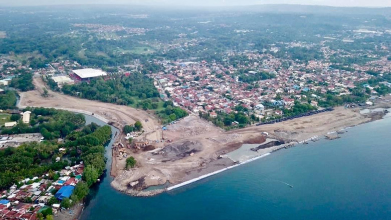 Sara thank Villar for Davao Coastal Road