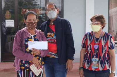 Santo Tomas LGU gives P5K death assistance to indigent Senior Citizens