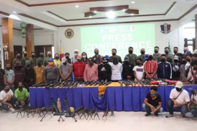 39 local terrorists surrender in Central Mindanao