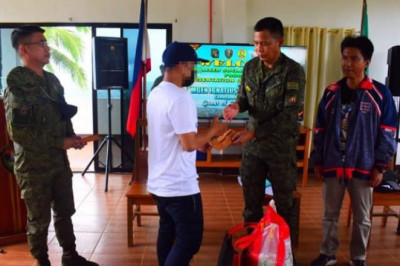 9 ASG members surrender to army in Sulu