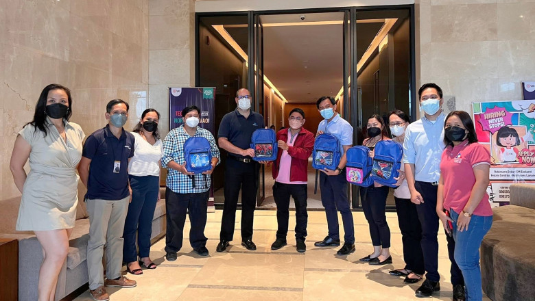 Davao Light, Aboitiz give bags, school supplies to working children identified by DOLE 11
