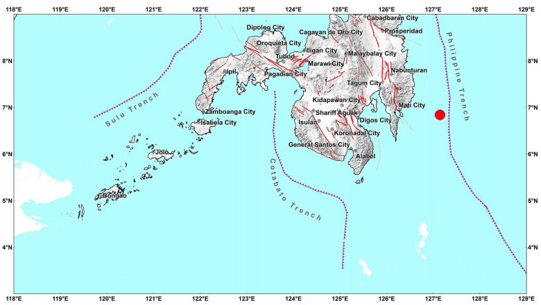 Manay, Davao Oriental, subling gitay-og sa Magnitude 6.1 nga linog