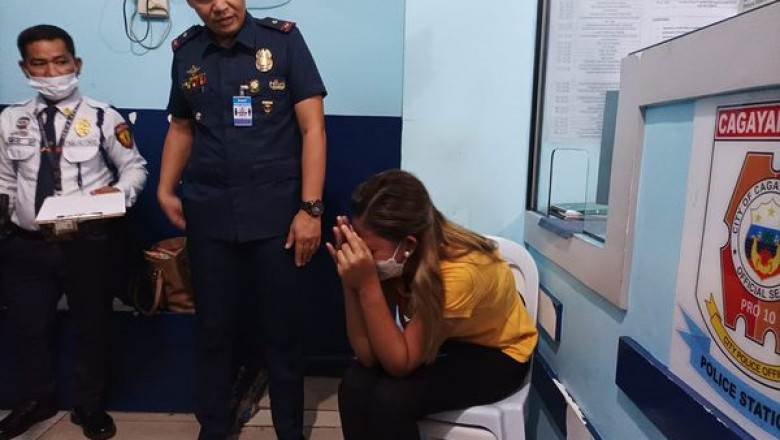 Single mom in stealing balloons for her son's birthday jailed