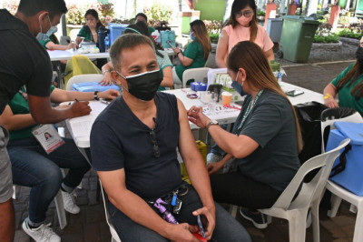 Davao City intensifies school, sectoral COVID vaccination