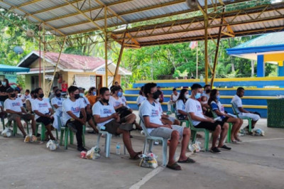 Bong Go sends aid to fire victims in Mati City, Davao Oriental