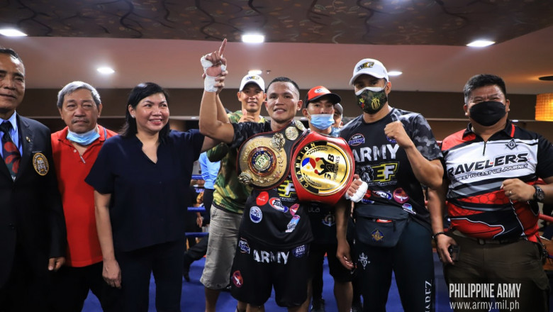 Panaboan boxer retains Asian boxing title