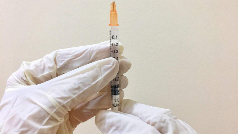 Increase of COVID-19 cases after long holidays seen