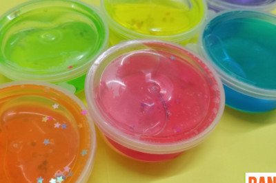 Group warns parents against harmful slime toys