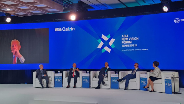 Globe Group woos global investors with cutting-edge digital solutions at Caixin Asia New Vision Forum