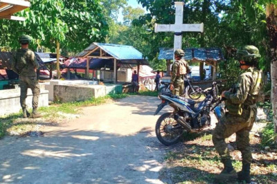 Military, police keep security during 'Undas' 2023