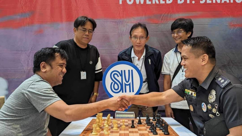 Larger 2nd Warden Chessfest brings joy to city jail inmates and their children