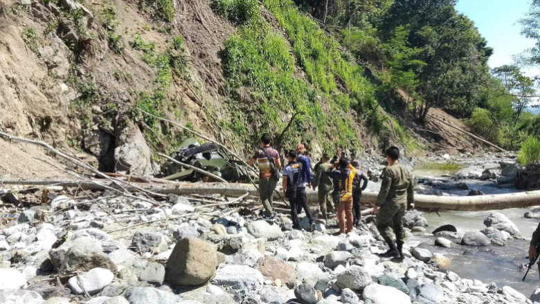 3 soldiers die, 6 hurt in Davao de Oro car crash