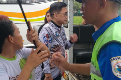 Bong Go immediately aids jeepney accident victims in Davao City