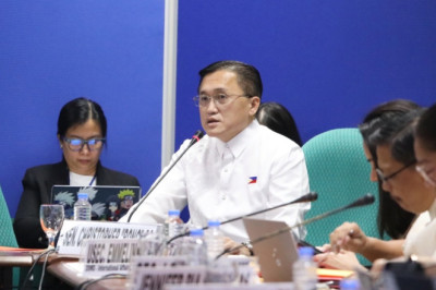 Sen. Go pushes for prioritizing social pension funding for qualified indigent senior citizens