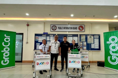Grab Philippines donates pushcarts  to Davao LGU, International Airport