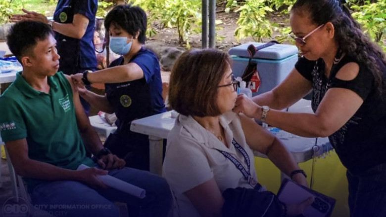 Davao City Health  𝐫𝐨𝐥𝐥𝐬 𝐨𝐮𝐭 𝐯𝐚𝐜𝐜𝐢𝐧𝐚𝐭𝐢𝐨𝐧 𝐯𝐬. 𝐟𝐥𝐮, 𝐩𝐧𝐞𝐮𝐦𝐨𝐧𝐢𝐚