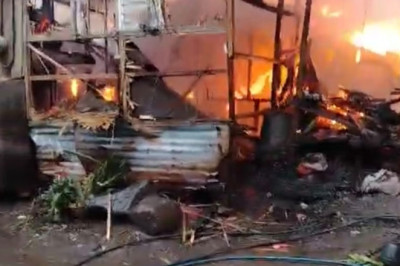 100 pamilya nawad-ag balay  sa sunog  sa Lubogan Toril; 3 samdan