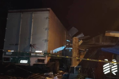 PIPILA KA BALAY, SAKYANAN GUBA HUMAN GIHAROS SA TRUCK SA  BUKIDNON; 4 ANGOL