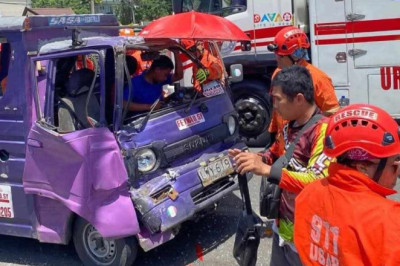 2 PUJ nabangga, 24 angol