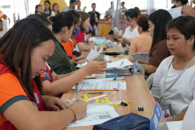 368 students, graduates in  Davao Oriental  complete DSWD’s 50-day Cash-for-Work Program