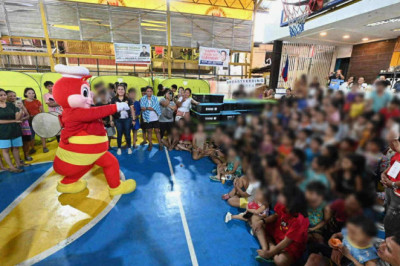 200 Kids Affected by Fire Treated to a Day of Fun