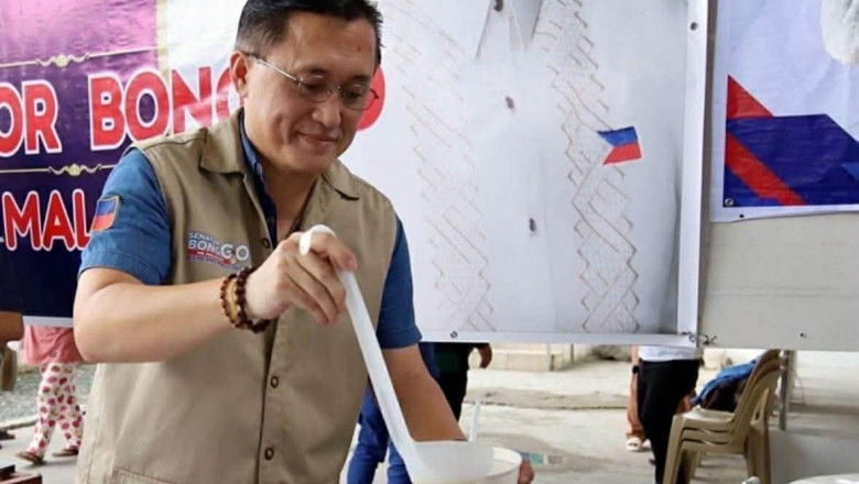 Palugaw ni Mr. Malasakit brings comfort to patients, health workers in Metro Manila, Davao City