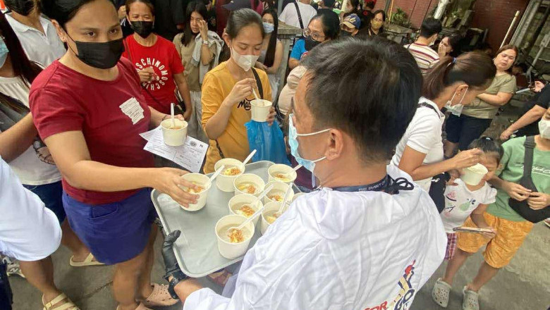 Sen. Bong Go continues hospital feeding program in the New Year