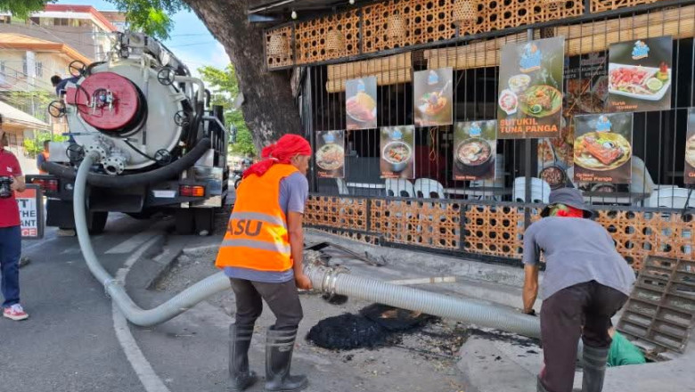 ASU's vacuum jetting truckstarts operations in Poblacion streets