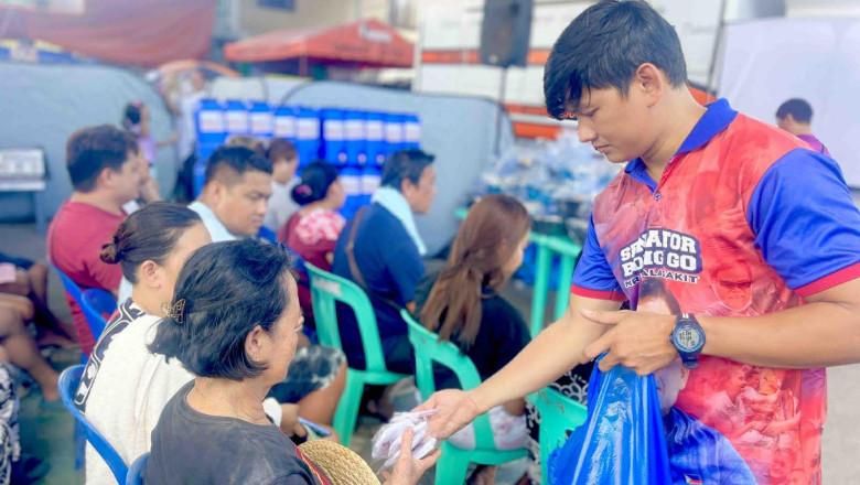Sen. Bong Go emphasizes his legislative work on disaster resilience as team aids fire victims in Davao City