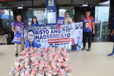Sen. Bong Go’s team brings comfort and aid to flood-hit families in Davao de Oro