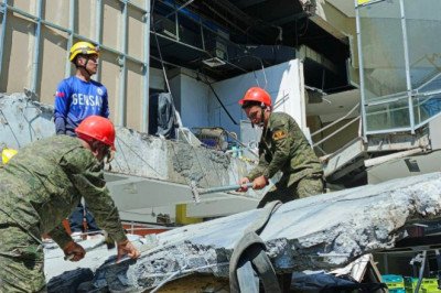 10ID deploys disaster response units after  M7.8 earthquake