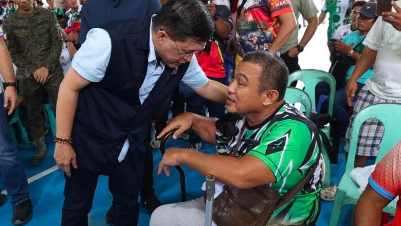 Sen. Bong Go extends aid to half a thousand TODA members in San Isidro amid rising fuel costs