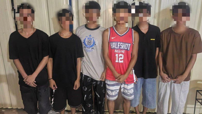6 minors in police  custody over stabbing of 2 students in Damosa