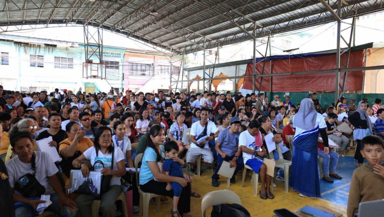 Bong Go underscores sustained government aid as over a thousand Davao City fire victims receive coordinated assistance
