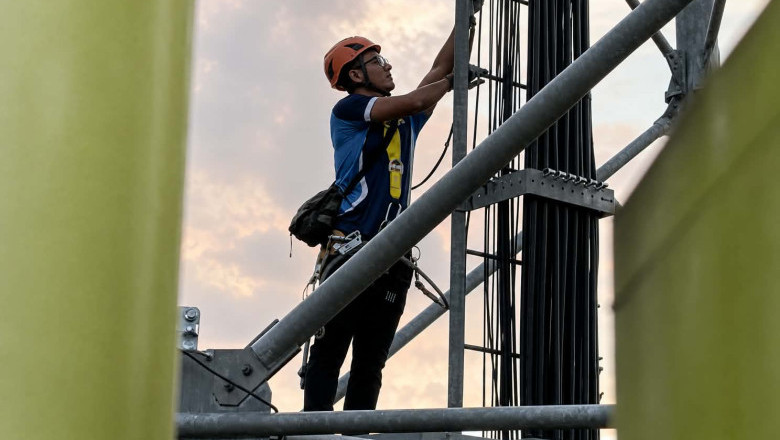 Globe Network Leads Philippines' Fifth Utility, Mobile Data Users Reach 39.6 Million