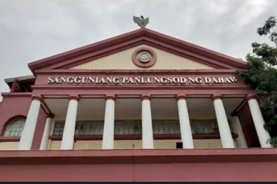Admin case vs deceased SK official drop; 5 others remain